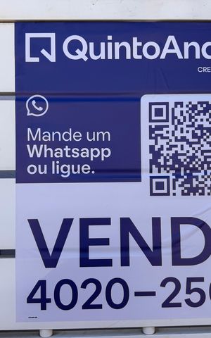 Casa de condomínio à venda com 180m², 2 quartos e sem vagaPlaquinha Quinto Andar