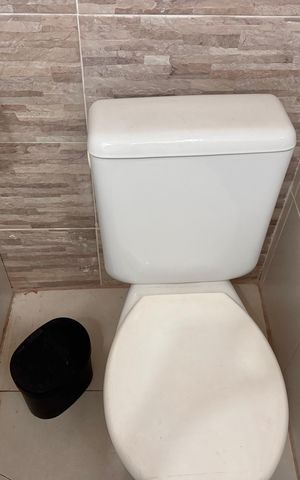 Casa de condomínio à venda com 180m², 2 quartos e sem vagaLavabo