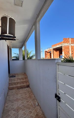 Casa de condomínio à venda com 180m², 2 quartos e sem vagaÁrea externa