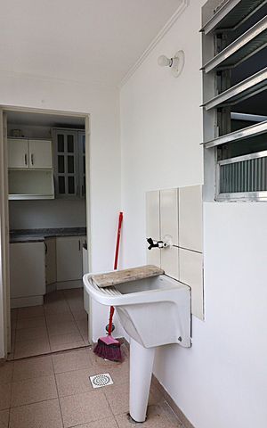 Apartamento para alugar com 77m², 3 quartos e sem vagaÁrea de Serviço