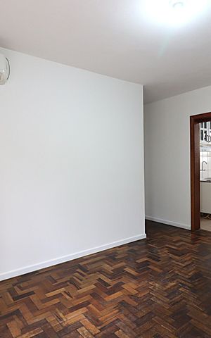 Apartamento para alugar com 77m², 3 quartos e sem vagaSala
