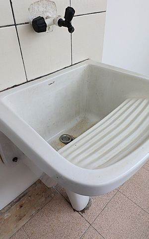 Apartamento para alugar com 77m², 3 quartos e sem vagaÁrea de Serviço