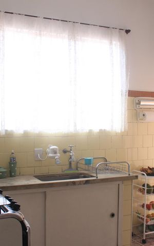 Casa à venda com 140m², 2 quartos e 2 vagasCozinha