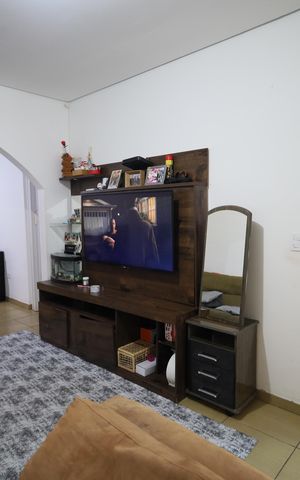Casa à venda com 200m², 2 quartos e 2 vagasSala