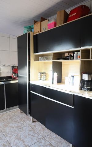 Casa à venda com 200m², 2 quartos e 2 vagasCozinha