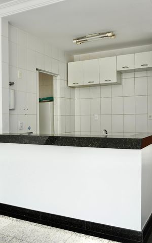 Apartamento para alugar com 121m², 2 quartos e 2 vagas Apartamento para alugar com 121m², 2 quartos e 2 vagasCozinha e Área de Serviço