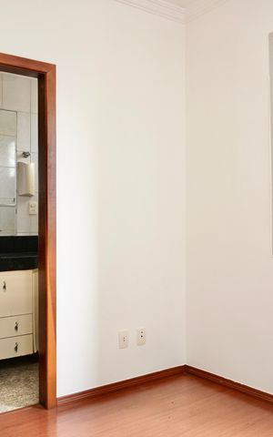 Apartamento para alugar com 121m², 2 quartos e 2 vagas Apartamento para alugar com 121m², 2 quartos e 2 vagasSuíte