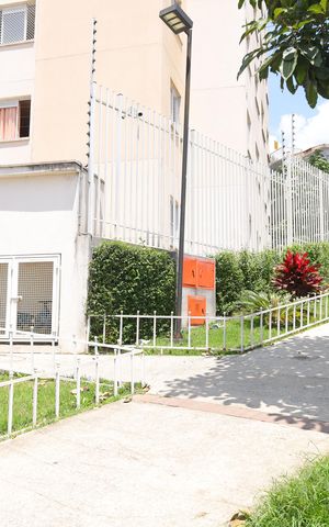 Apartamento para alugar com 43m², 2 quartos e sem vagaPlaca GRANDE instalada na fachada do condomínio, dia 09.10.2026 - Código da placa: EWTB-939