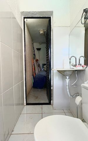 Casa à venda com 250m², 3 quartos e 4 vagas Casa à venda com 250m², 3 quartos e 4 vagasLavabo