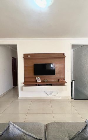 Casa à venda com 250m², 3 quartos e 4 vagas Casa à venda com 250m², 3 quartos e 4 vagasSala
