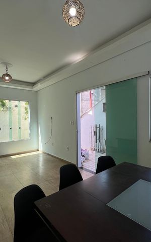 Casa para alugar com 150m², 3 quartos e sem vaga Casa para alugar com 150m², 3 quartos e sem vagaSala