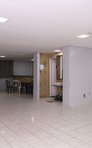 Apartamento à venda com 45m², 2 quartos e sem vagaÁrea comum - Salão de festas