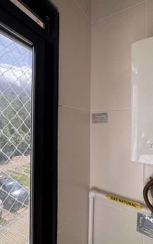 Apartamento à venda com 46m², 2 quartos e sem vaga Apartamento à venda com 46m², 2 quartos e sem vagaCozinha e Área de Serviço
