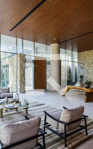Apartamento à venda com 335m², 3 quartos e 4 vagas Apartamento à venda com 335m², 3 quartos e 4 vagasÁrea comum