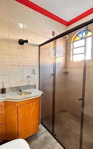 Casa para alugar com 200m², 3 quartos e 1 vaga