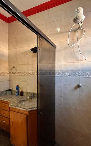Casa para alugar com 200m², 3 quartos e 1 vaga