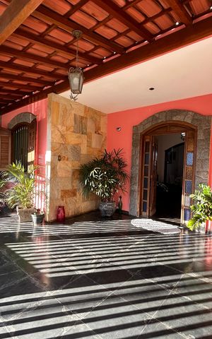Casa para alugar com 200m², 3 quartos e 1 vaga