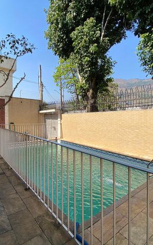 Casa à venda com 684m², 4 quartos e 5 vagas
