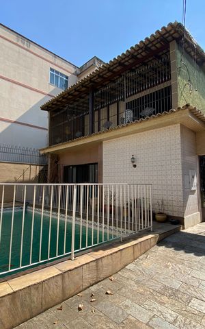 Casa à venda com 684m², 4 quartos e 5 vagas