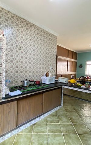 Casa à venda com 684m², 4 quartos e 5 vagas