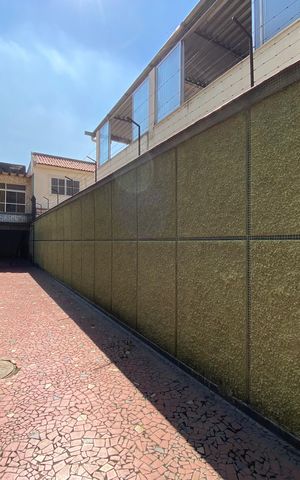 Casa à venda com 684m², 4 quartos e 5 vagas