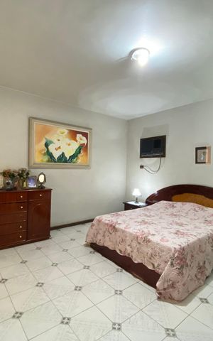 Casa à venda com 684m², 4 quartos e 5 vagas