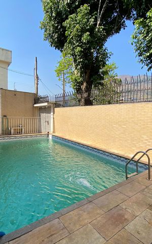 Casa à venda com 684m², 4 quartos e 5 vagas