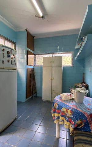 Casa à venda com 684m², 4 quartos e 5 vagas