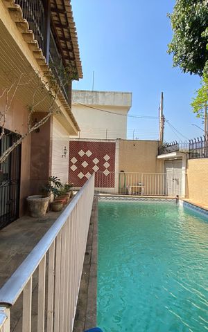 Casa à venda com 684m², 4 quartos e 5 vagas