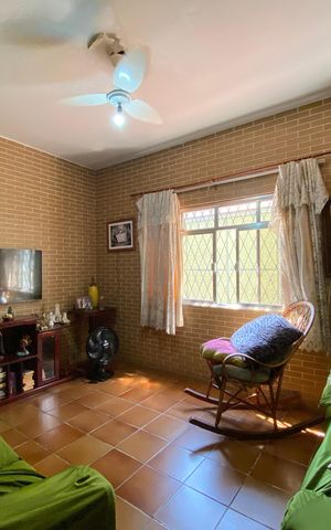 Casa à venda com 684m², 4 quartos e 5 vagas