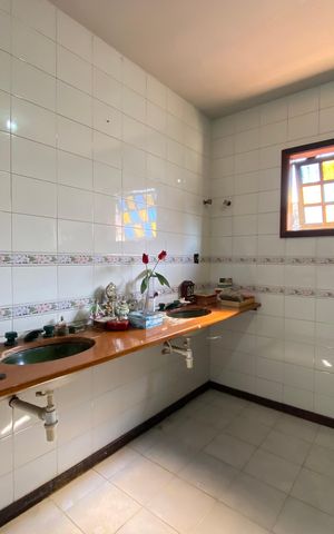 Casa à venda com 684m², 4 quartos e 5 vagas