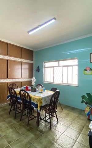 Casa à venda com 684m², 4 quartos e 5 vagas