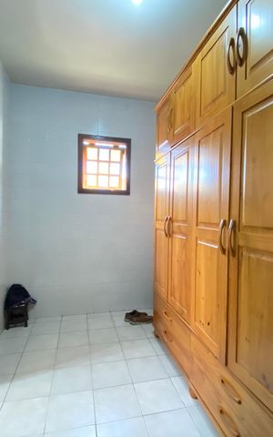 Casa à venda com 684m², 4 quartos e 5 vagas