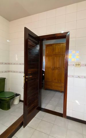 Casa à venda com 684m², 4 quartos e 5 vagas