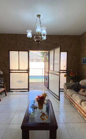 Casa à venda com 684m², 4 quartos e 5 vagas