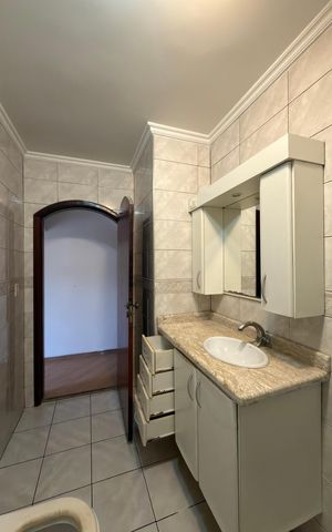 Casa para alugar com 150m², 3 quartos e 2 vagas Casa para alugar com 150m², 3 quartos e 2 vagasQuarto 3 - Suíte Banheiro
