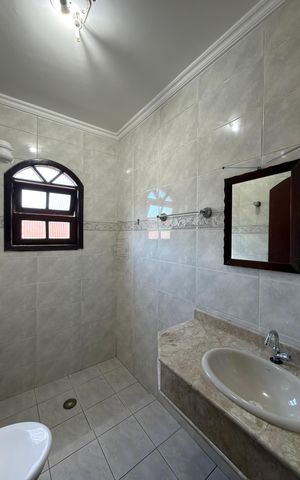 Casa para alugar com 150m², 3 quartos e 2 vagas Casa para alugar com 150m², 3 quartos e 2 vagasBanheiro Social