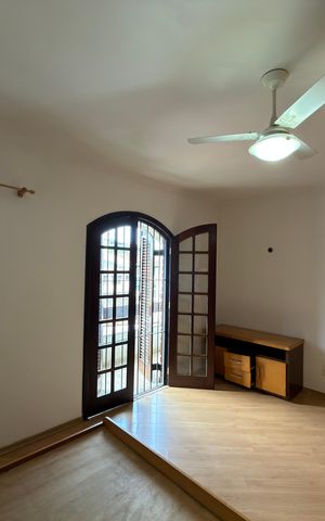 Casa para alugar com 150m², 3 quartos e 2 vagas Casa para alugar com 150m², 3 quartos e 2 vagasQuarto 3 - Suíte