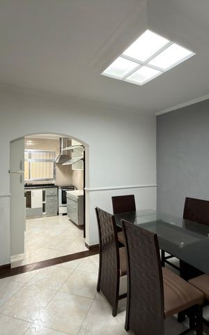 Casa para alugar com 150m², 3 quartos e 2 vagas Casa para alugar com 150m², 3 quartos e 2 vagasCopa