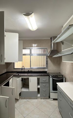 Casa para alugar com 150m², 3 quartos e 2 vagas Casa para alugar com 150m², 3 quartos e 2 vagasCozinha
