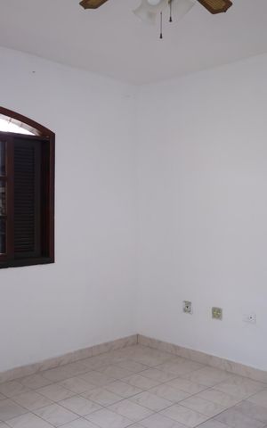Casa para alugar com 160m², 4 quartos e 3 vagasQuarto 1