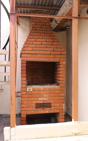 Casa para alugar com 160m², 4 quartos e 3 vagasQuintal - Churrasqueira