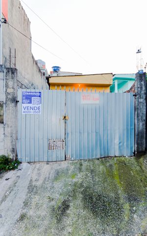 Casa à venda com 160m², 1 quarto e 2 vagasFachada