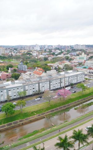 Apartamento à venda com 70m², 2 quartos e 2 vagasQuarto 2 - Vista