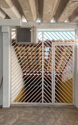 Casa à venda com 314m², 4 quartos e 3 vagasGaragem