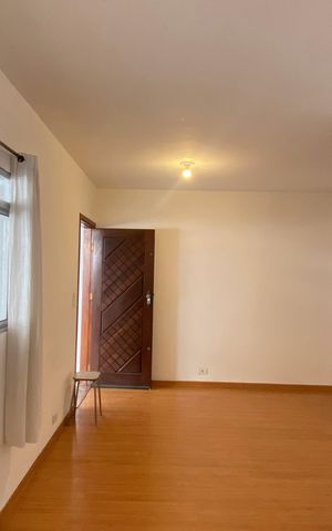 Casa à venda com 314m², 4 quartos e 3 vagasSala