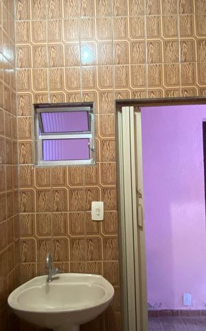 Casa à venda com 314m², 4 quartos e 3 vagasBanheiro de serviço