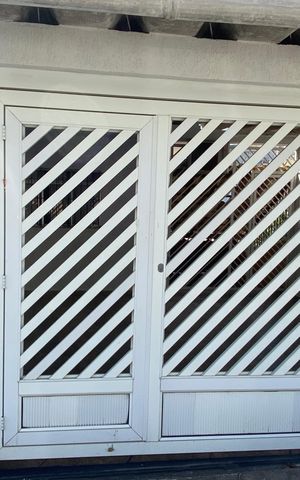 Casa à venda com 314m², 4 quartos e 3 vagasFachada - Placa