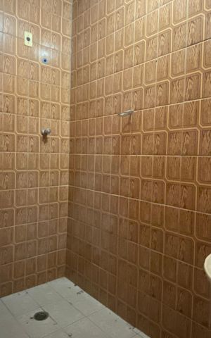 Casa à venda com 314m², 4 quartos e 3 vagasBanheiro de serviço
