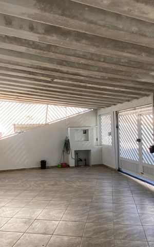 Casa à venda com 314m², 4 quartos e 3 vagasGaragem